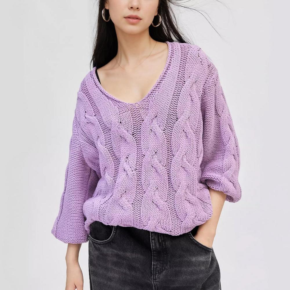 Oversized Cable Knit Pullover With Textured Design - Image 8